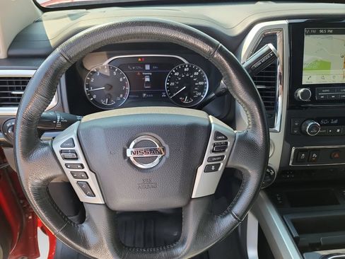 Used 2021 Nissan Titan SV w/ SV Convenience Package AWD/4WD image 17
