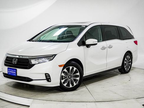 Certified 2023 Honda Odyssey EX-L image 1
