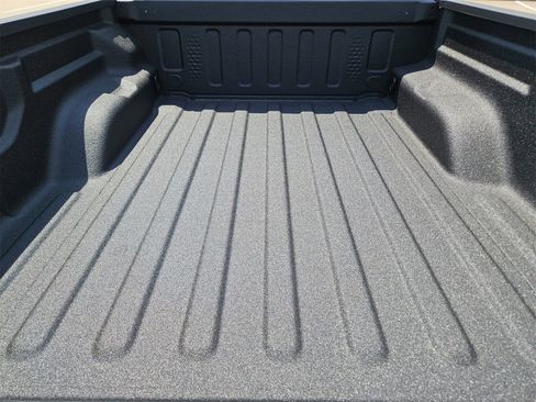 New 2025 Jeep Gladiator Sport image 31