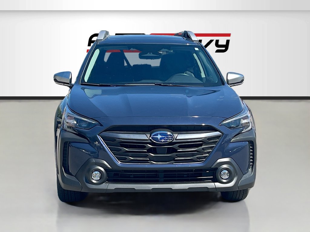 Used 2025 Subaru Outback Touring XT w/ Popular Package #2 AWD/4WD image 2