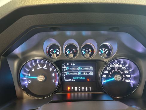 Used 2015 Ford F350 Lariat image 19