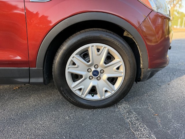 Used 2015 Ford Escape S FWD image 39
