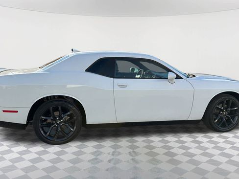 Used 2019 Dodge Challenger SXT w/ Plus Package image 4