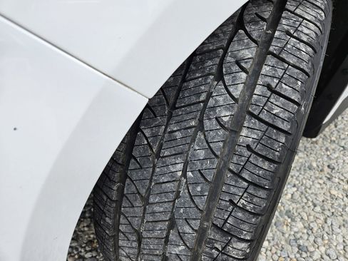 Used 2017 Ford C-MAX SE image 53