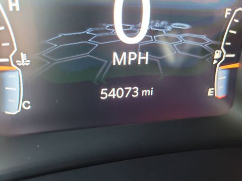 Used 2023 Jeep Compass Sport image 32