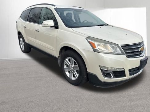 Used 2013 Chevrolet Traverse LT image 9