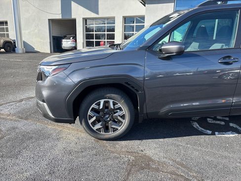 New 2026 Subaru Forester Premium image 7