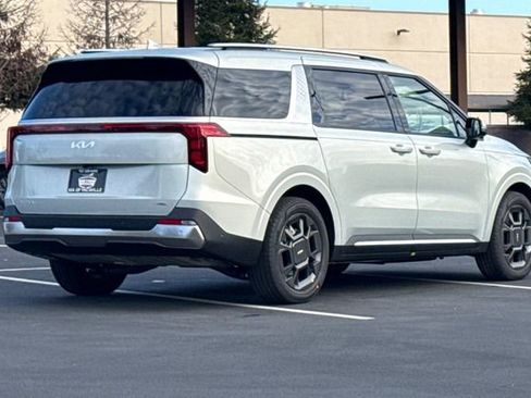 New 2026 Kia Carnival SX FWD image 5