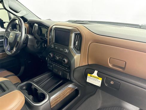 Used 2022 Chevrolet Silverado 3500 High Country w/ Safety Package II image 40