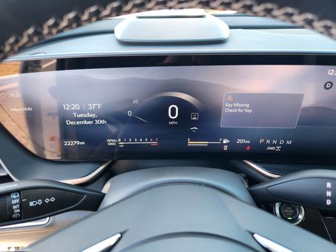 Certified 2025 Buick Envision Sport Touring image 10