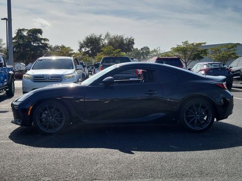 Used 2024 Subaru BRZ Limited w/ Popular Package 2 image 3
