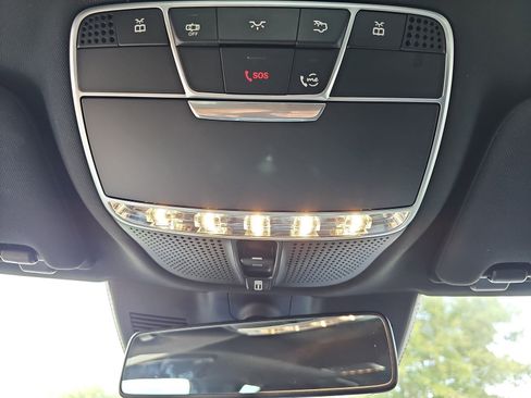 Used 2020 Mercedes-Benz S 450 Sedan image 32