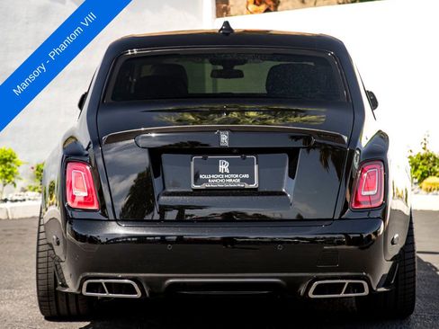 Used 2023 Rolls-Royce Phantom Sedan w/ The Phantom Package RWD image 40