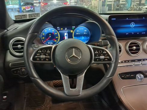 Used 2021 Mercedes-Benz C 300 4MATIC Sedan image 2