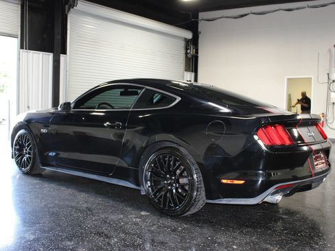 Used 2015 Ford Mustang GT Premium w/ GT Performance Package RWD image 7