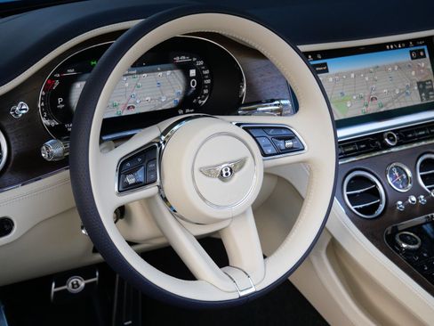 New 2026 Bentley Continental GTC AWD/4WD image 7