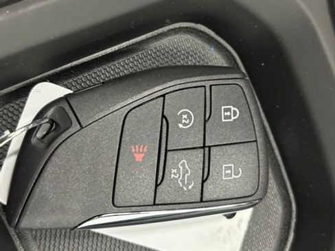 New 2026 GMC Sierra 2500 AT4 w/ Technology Package AWD/4WD image 42