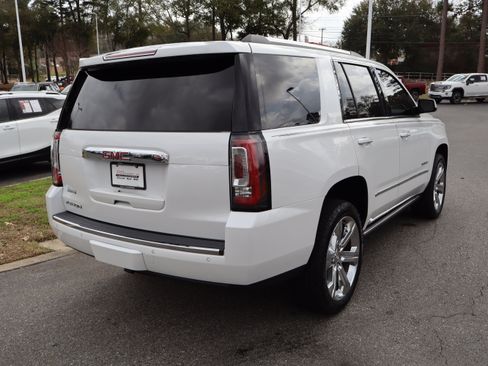 Used 2019 GMC Yukon Denali w/ Open Road Package image 9