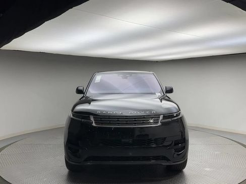 Used 2023 Land Rover Range Rover Sport SE AWD/4WD image 3