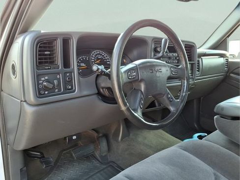 Used 2004 GMC Sierra 1500 SLE RWD image 14