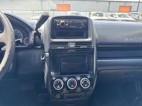 Used 2006 Honda CR-V EX image 16