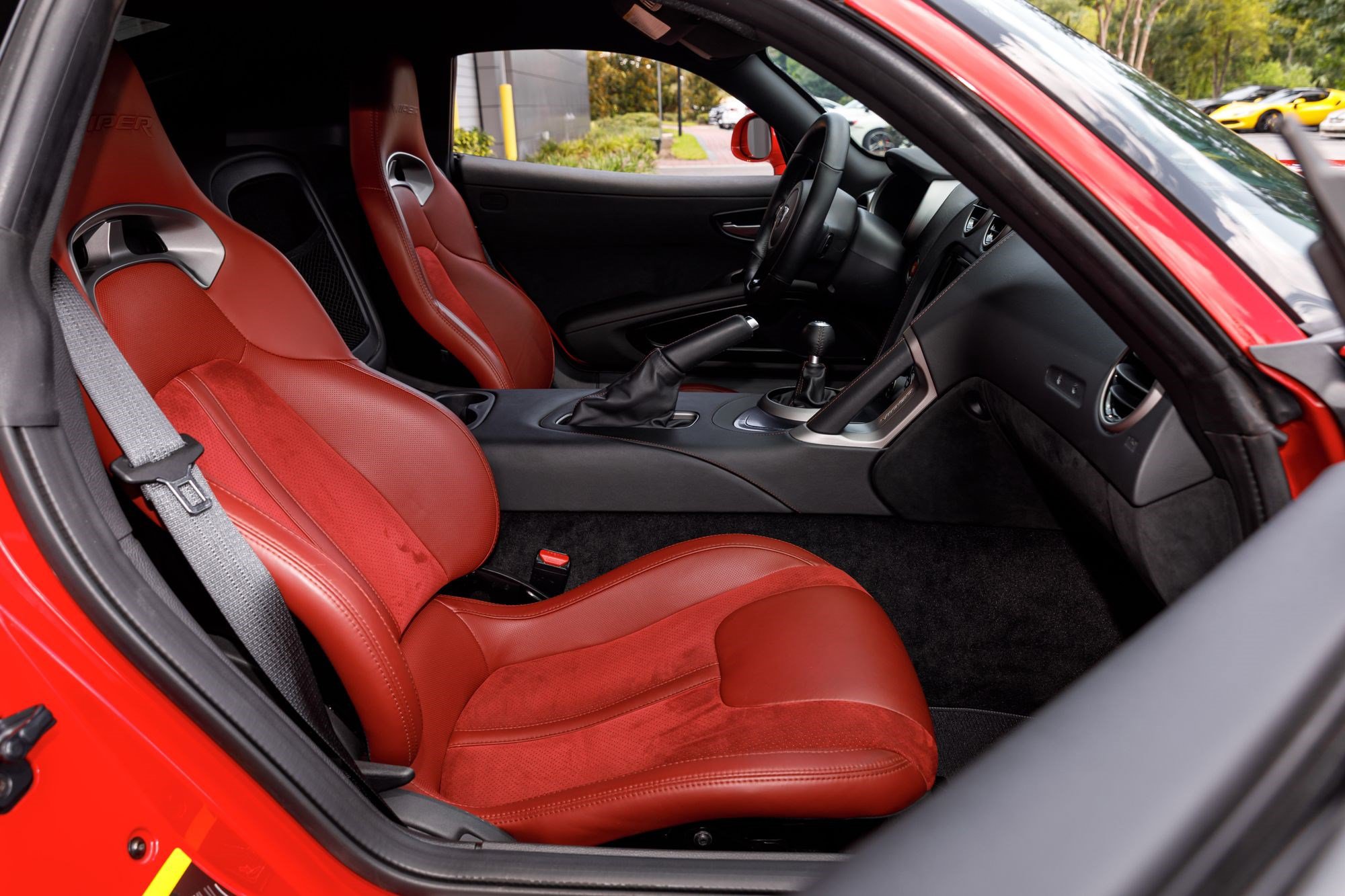 Used 2017 Dodge Viper GTC RWD image 12