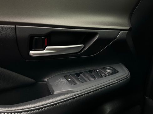 Used 2025 Toyota Grand Highlander FWD image 22