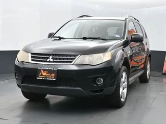 Used 2009 Mitsubishi Outlander ES image 1