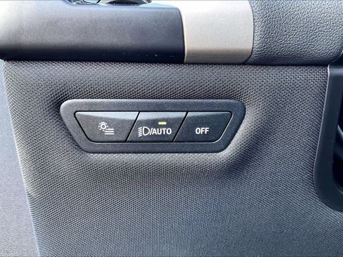 Used 2025 BMW iX xDrive50 w/ Convenience Package image 34