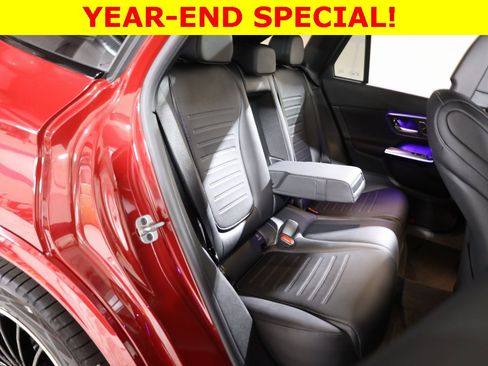 Used 2025 Mercedes-Benz GLC 300 4MATIC image 45