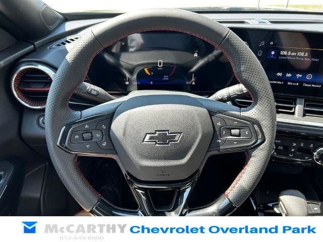 New 2026 Chevrolet Trax RS w/ Sunroof Package FWD image 8