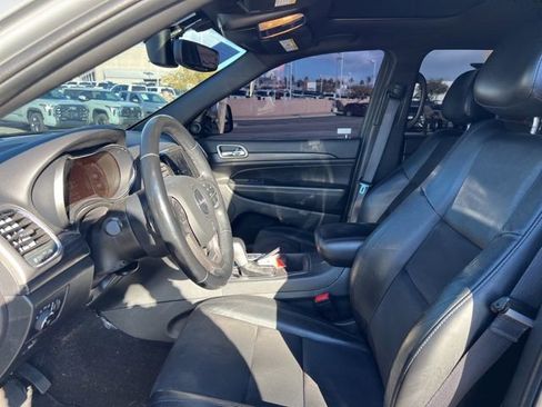 Used 2022 Jeep Grand Cherokee Laredo X image 27