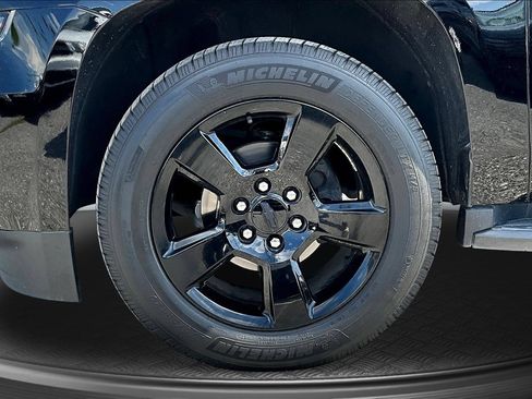 Used 2020 Chevrolet Tahoe LT w/ LT Midnight Edition RWD image 34