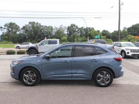 Used 2024 Ford Escape ST-Line w/ Tech Pack #1 FWD image 8