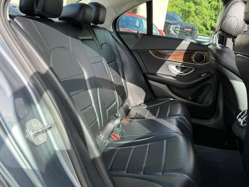 Used 2017 Mercedes-Benz C 300 4MATIC Sedan image 16