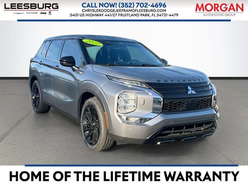 Used 2022 Mitsubishi Outlander SEL Black Edition image 1