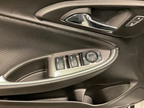 Used 2024 Chevrolet Malibu LT image 12