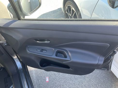 New 2025 Nissan Versa SV w/ Trunk Package image 28