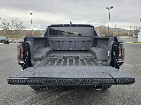 Used 2024 GMC Hummer EV 2X w/ Extreme Off-Road Package image 60