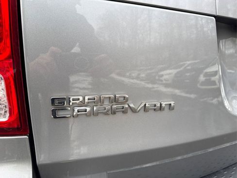 Used 2018 Dodge Grand Caravan GT image 14