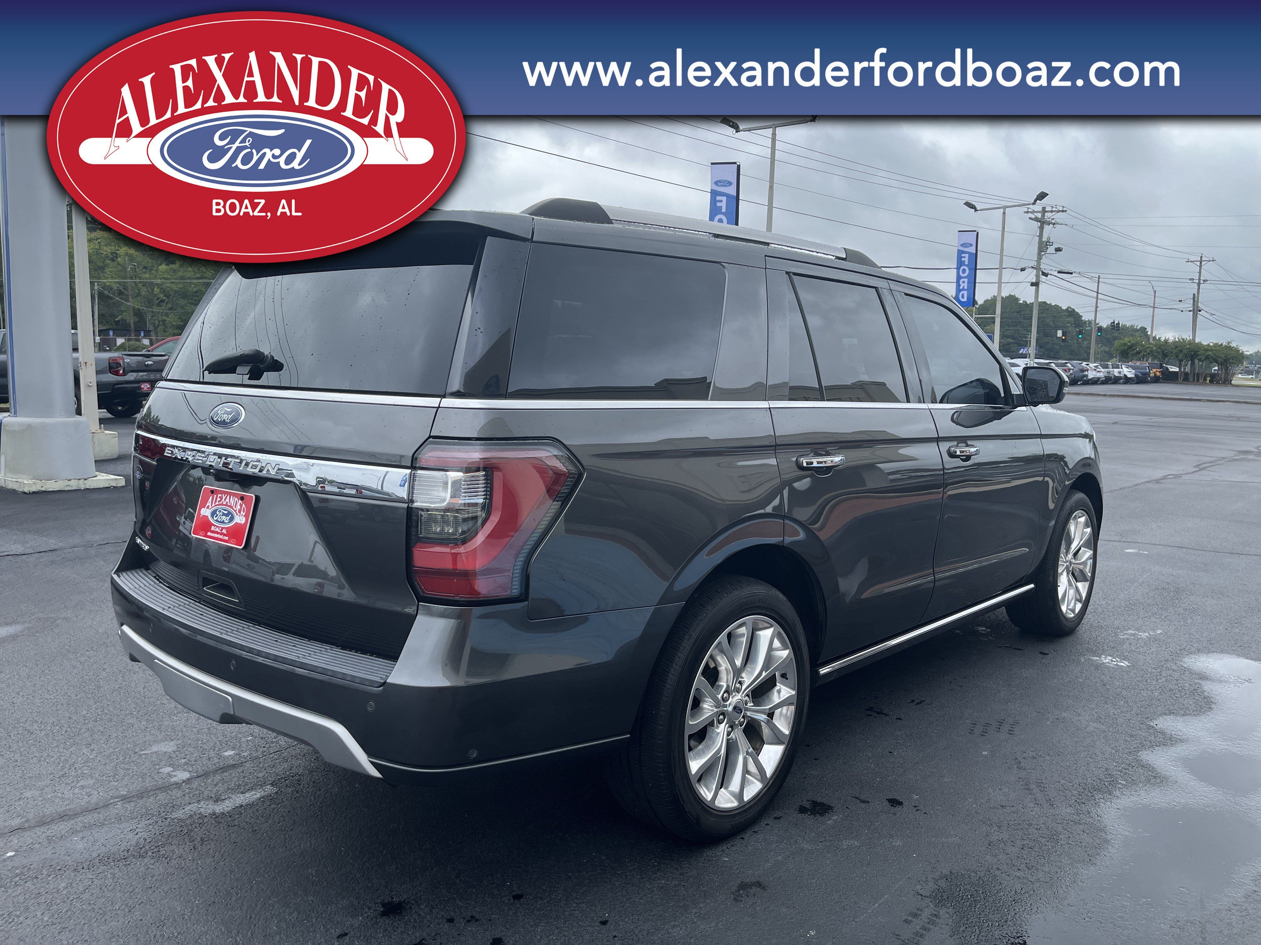 Used 2019 Ford Expedition Limited w/ Equipment Group 302A RWD image 4