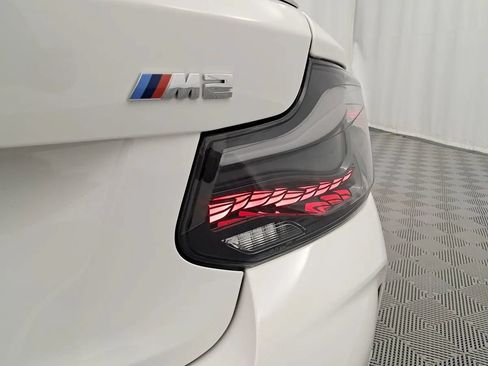 Used 2018 BMW M2 RWD image 10