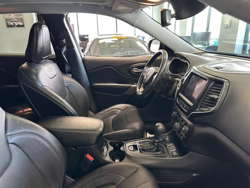 Used 2021 Jeep Cherokee Latitude Lux w/ Sun & Sound Group image 41