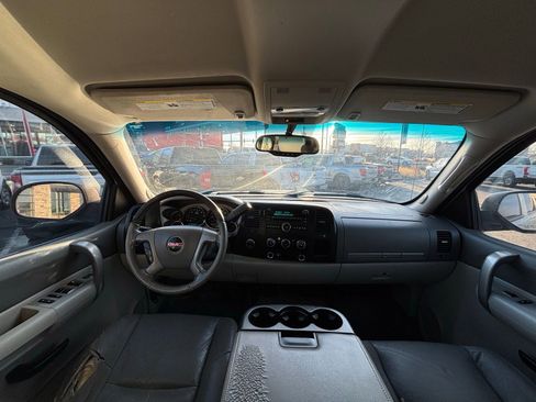 Used 2007 GMC Sierra 1500 SLE w/ SLE/SLT Trailering Package AWD/4WD image 19
