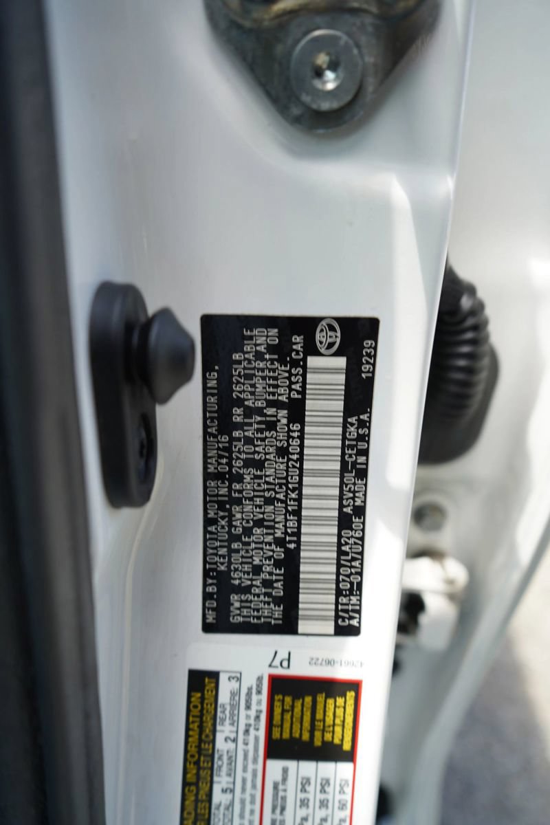 Used 2016 Toyota Camry XLE FWD image 9