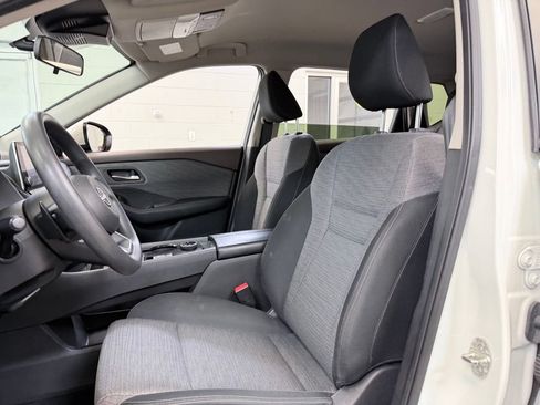 Used 2023 Nissan Rogue SV AWD/4WD image 15