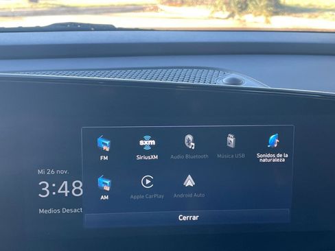 Used 2025 Hyundai Elantra Limited image 21