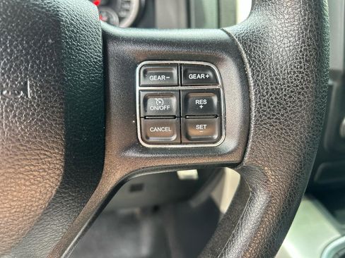 Used 2017 RAM 1500 Express w/ Express Value Package image 16