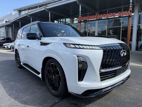 Used 2026 INFINITI QX80 4WD w/ Sport Exterior Package image 14
