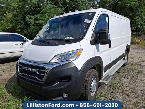 Used 2025 RAM ProMaster 2500 w/ U-Haul Equipment Group FWD image 1